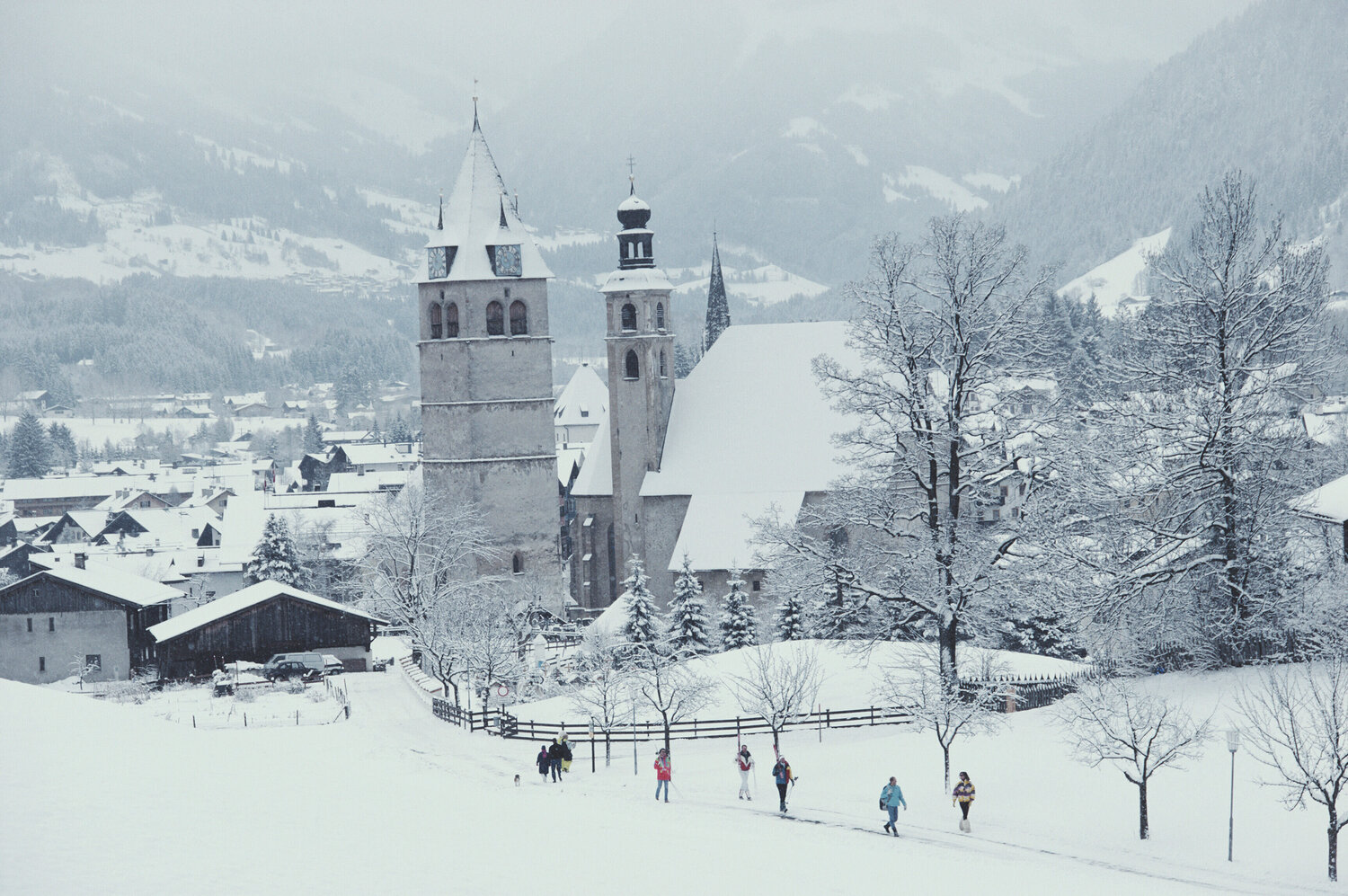 Slim Aarons 'Tyrolean Churches' Slim Aarons Fotografie te koop