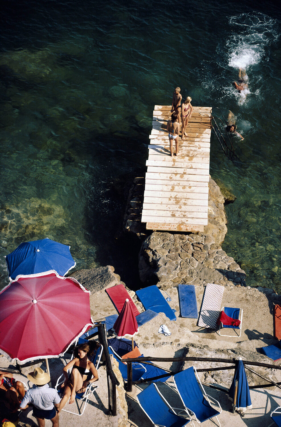 Slim Aarons 'Porto Ercole' Slim Aarons Fotografia in vendita