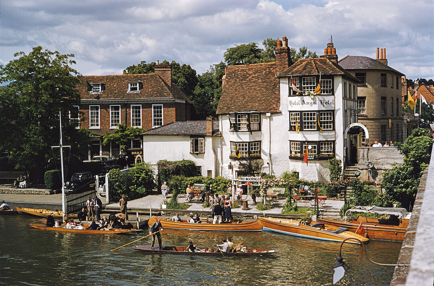 Slim Aarons 'Henley Regatta' Slim Aarons Fotografia in vendita