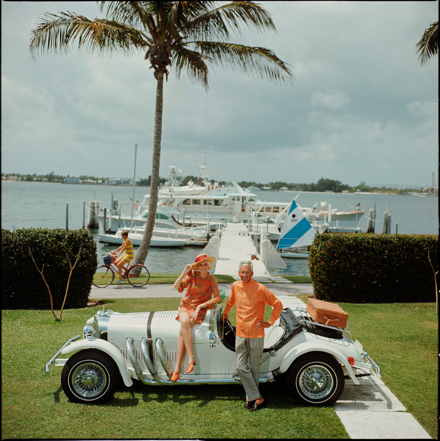 Slim Aarons 'All Mine' Slim Aarons Fotografia in vendita