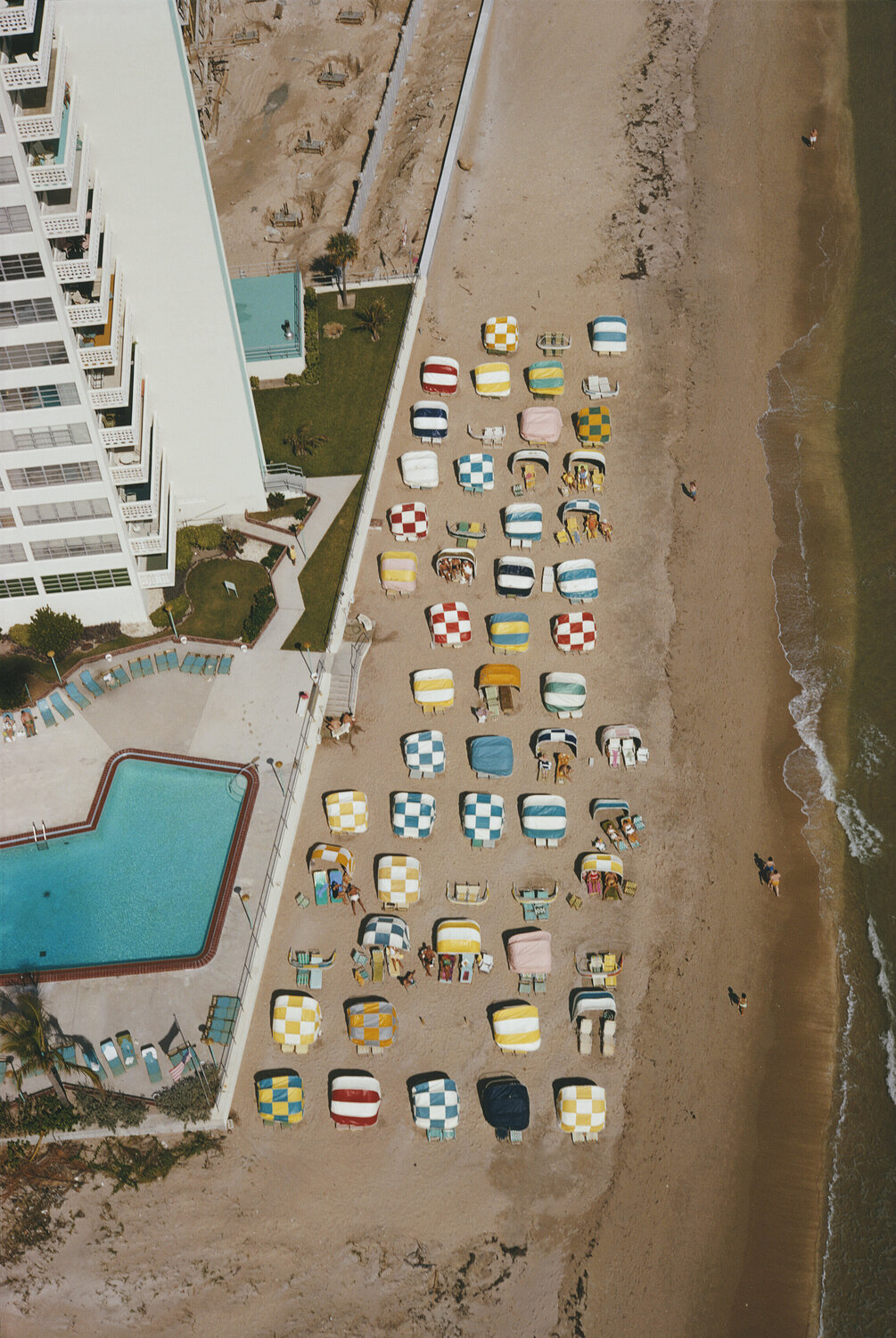 Slim Aarons 'Fort Lauderdale Beach' Slim Aarons Fotografia in vendita