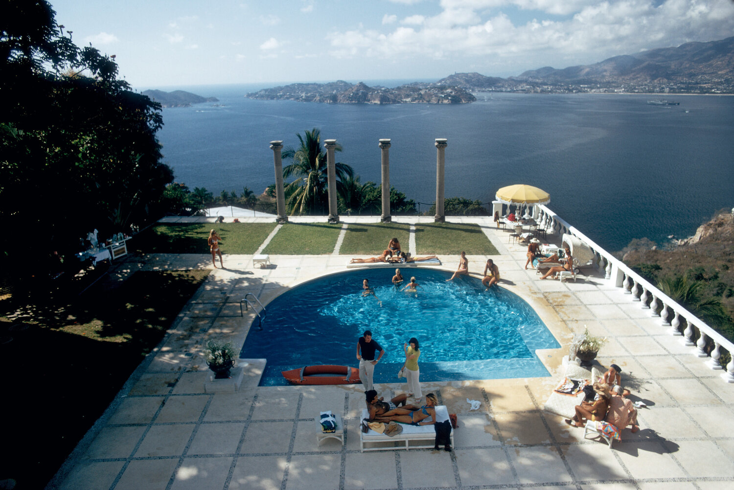 Slim Aarons 'Villa Nirvana' Slim Aarons Photography for sale