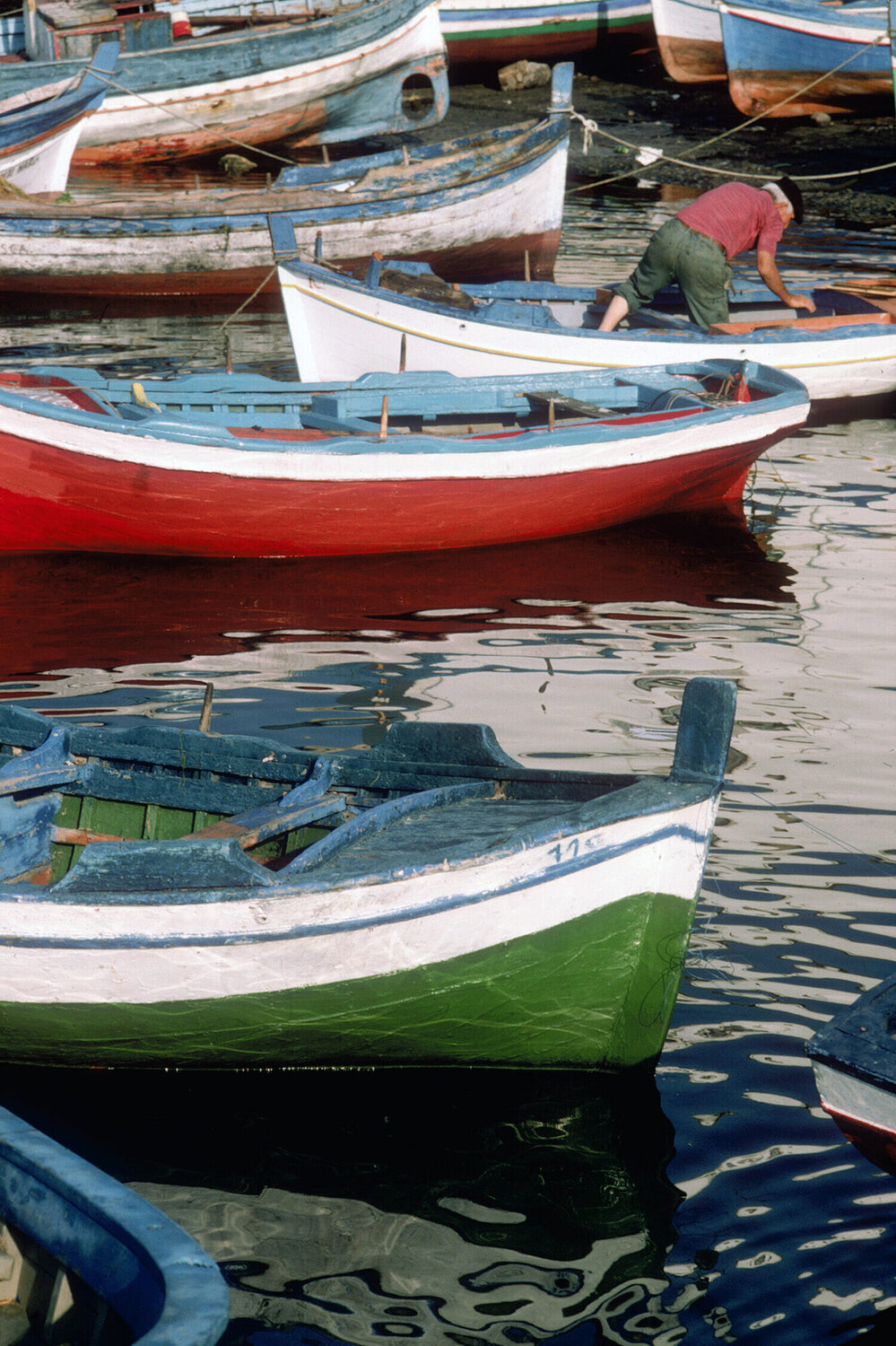 Slim Aarons 'Fishing Boats' Slim Aarons Photographie à vendre