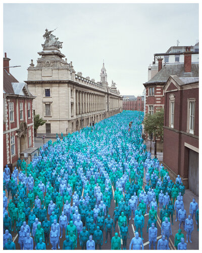 Hull 2.1 (Ferens Art Gallery) van Spencer Tunick, Fotografie te koop op Singulart