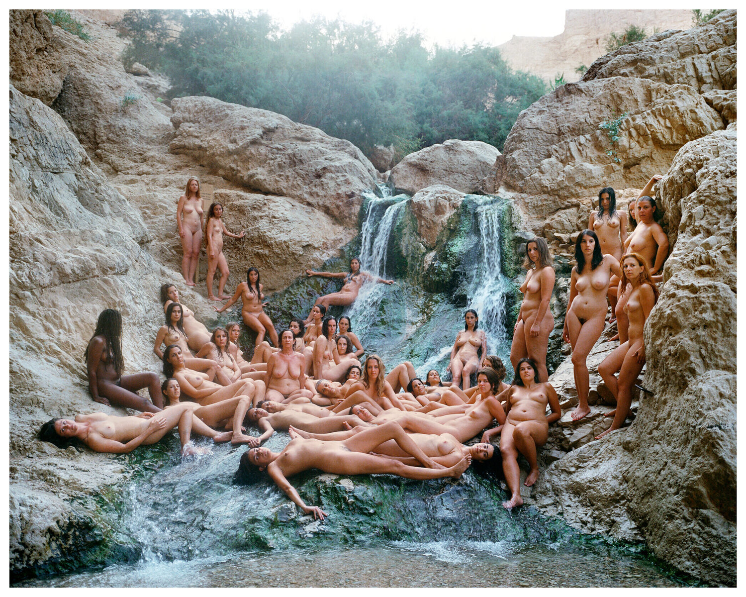 Dead Sea 15 Spencer Tunick Fotografia in vendita