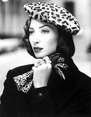Christy Turlington for Illure February van Steven Meisel, Fotografie te koop op Singulart