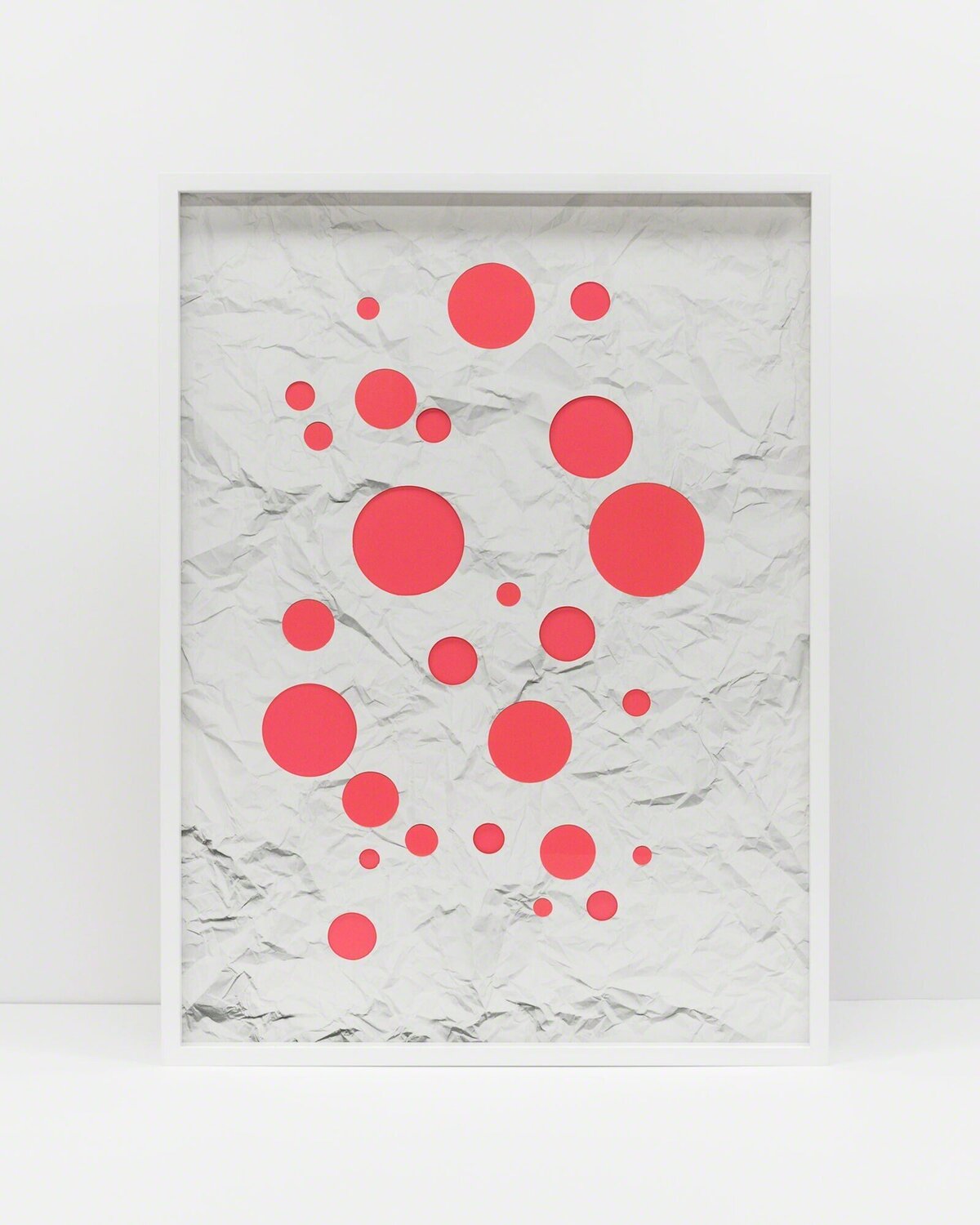 Handmade: Crumpled paper cut circles (pink) Vik Muniz Fotografia in vendita