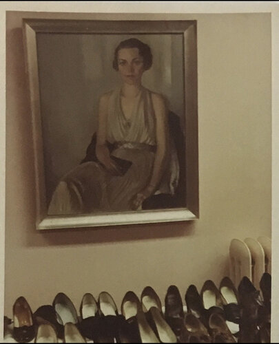 Untitled, n.d, Shoes and Painting Rare Lifetime print van Vivian Maier, Fotografie te koop op Singulart