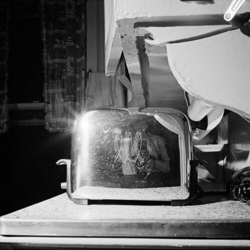 0131514 - Self Portrait, New York, 1954, Self-Portrait Toaster van Vivian Maier, Fotografie te koop op Singulart
