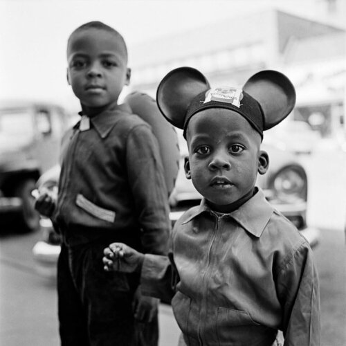 Chicago, IL, n.d. van Vivian Maier, Fotografie te koop op Singulart