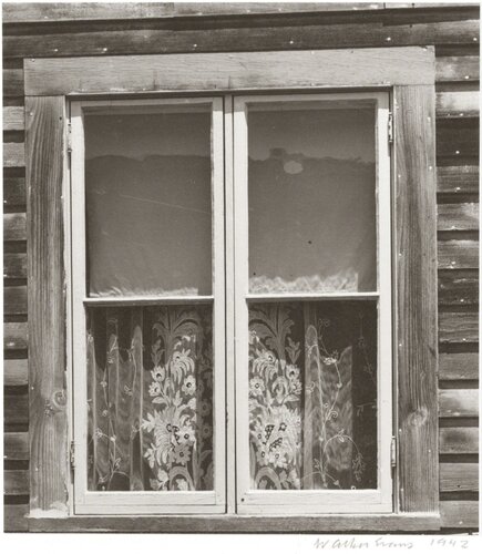 Window, Mystic, Connecticut di Walker Evans, Fotografia in vendita su Singulart