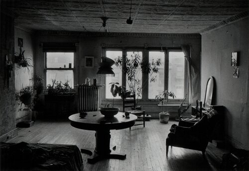 Mary Frank's Bedroom, New York di Walker Evans, Fotografia in vendita su Singulart