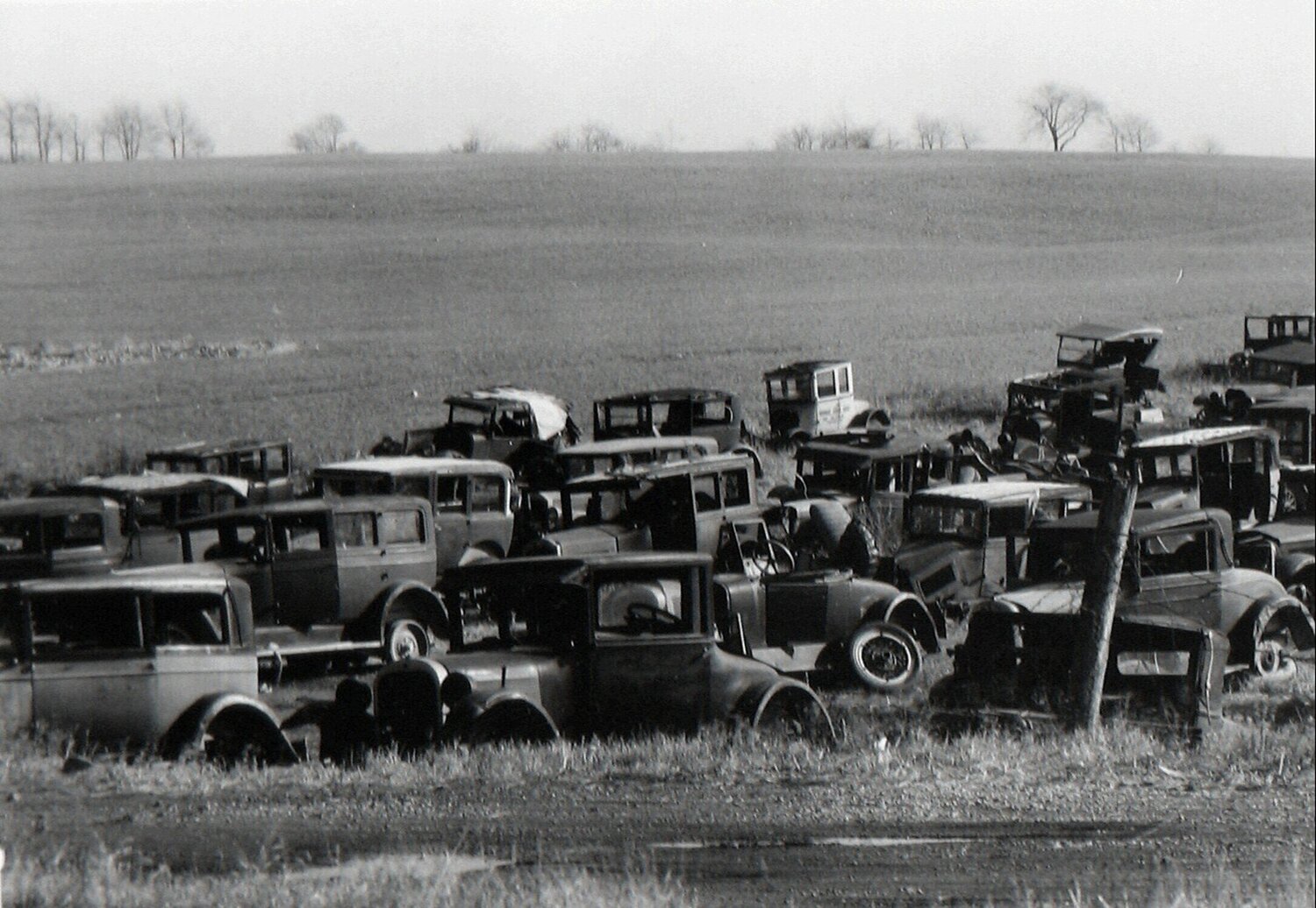 Joe’s Auto Grave, Near Bethlehem, Pa Walker Evans Fotografie zu verkaufen