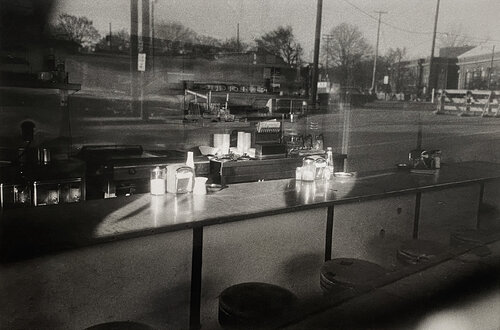 Untitled (diner) van William Eggleston, Fotografie te koop op Singulart
