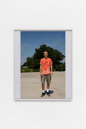 eclipse self portrait van Wolfgang Tillmans, Fotografie te koop op Singulart
