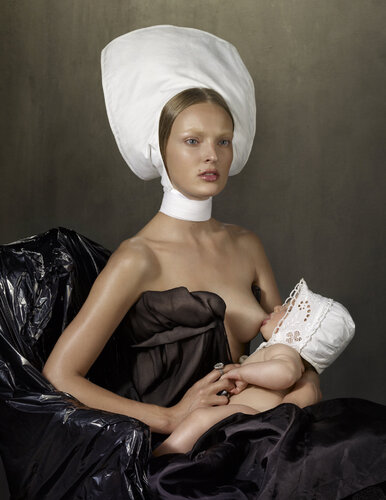 Vogue NL 05 van Erwin Olaf, Fotografie te koop op Singulart