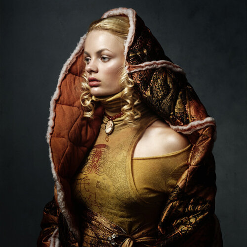 People of the Labyrinths #20 van Erwin Olaf, Fotografie te koop op Singulart