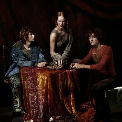 People of the Labyrinths #21 van Erwin Olaf, Fotografie te koop op Singulart