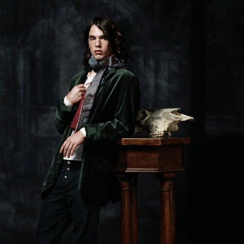People of the Labyrinths #11 van Erwin Olaf, Fotografie te koop op Singulart
