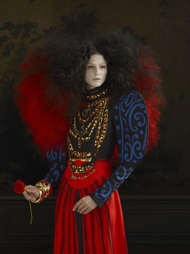 Moschino van Erwin Olaf, Fotografie te koop op Singulart