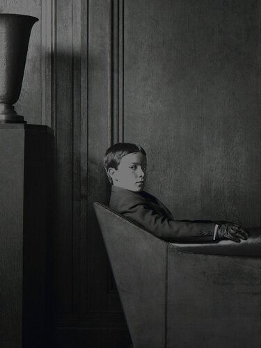 Berlin, Portrait 01, 22 April van Erwin Olaf, Fotografie te koop op Singulart