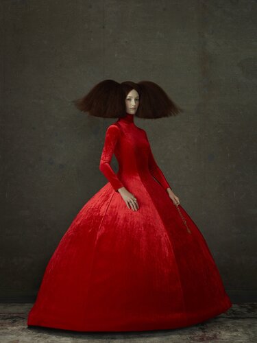 Balenciaga van Erwin Olaf, Fotografie te koop op Singulart