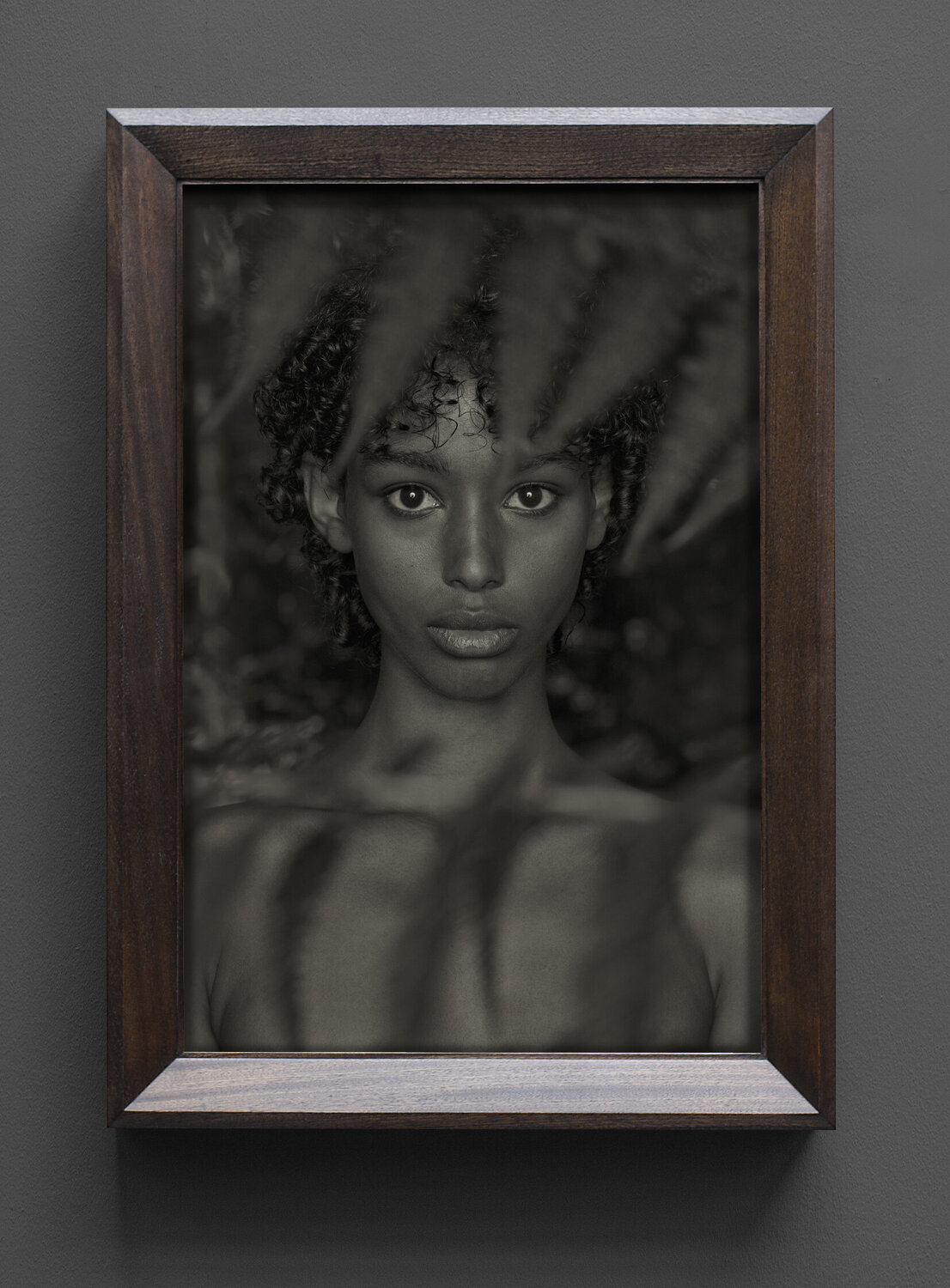Im Wald, Portrait XII Erwin Olaf Fotografia in vendita