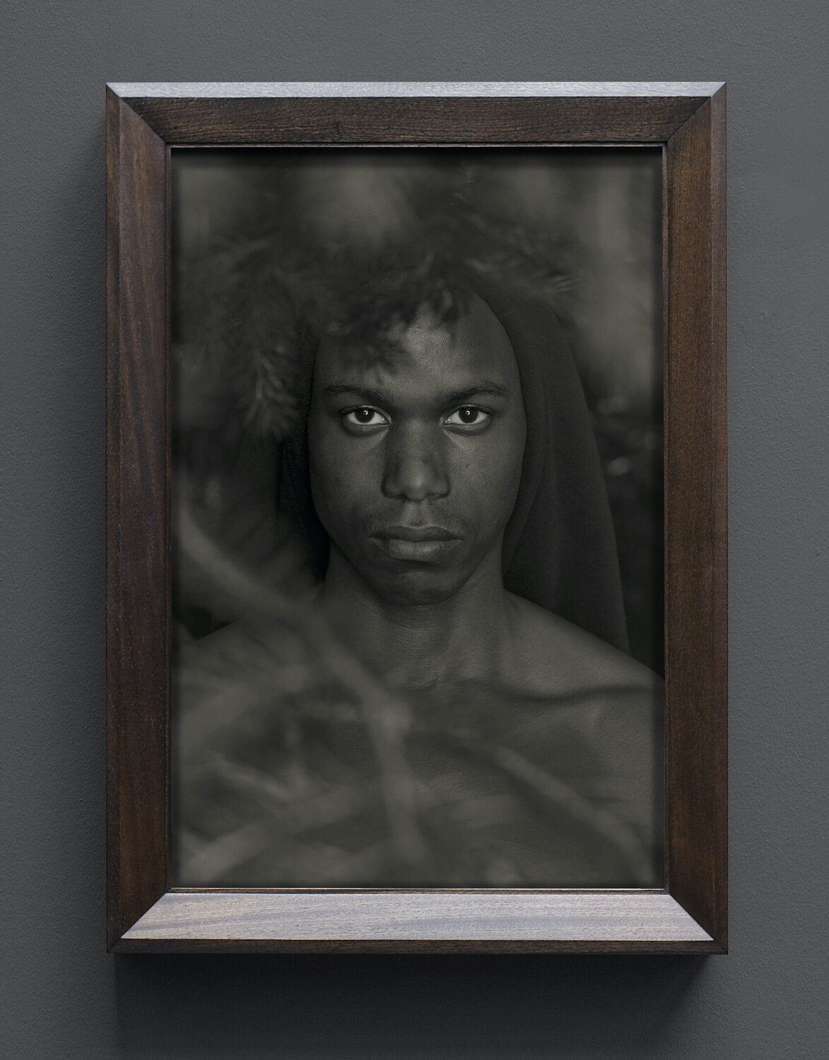 Im Wald, Portrait XVI Erwin Olaf Fotografia in vendita