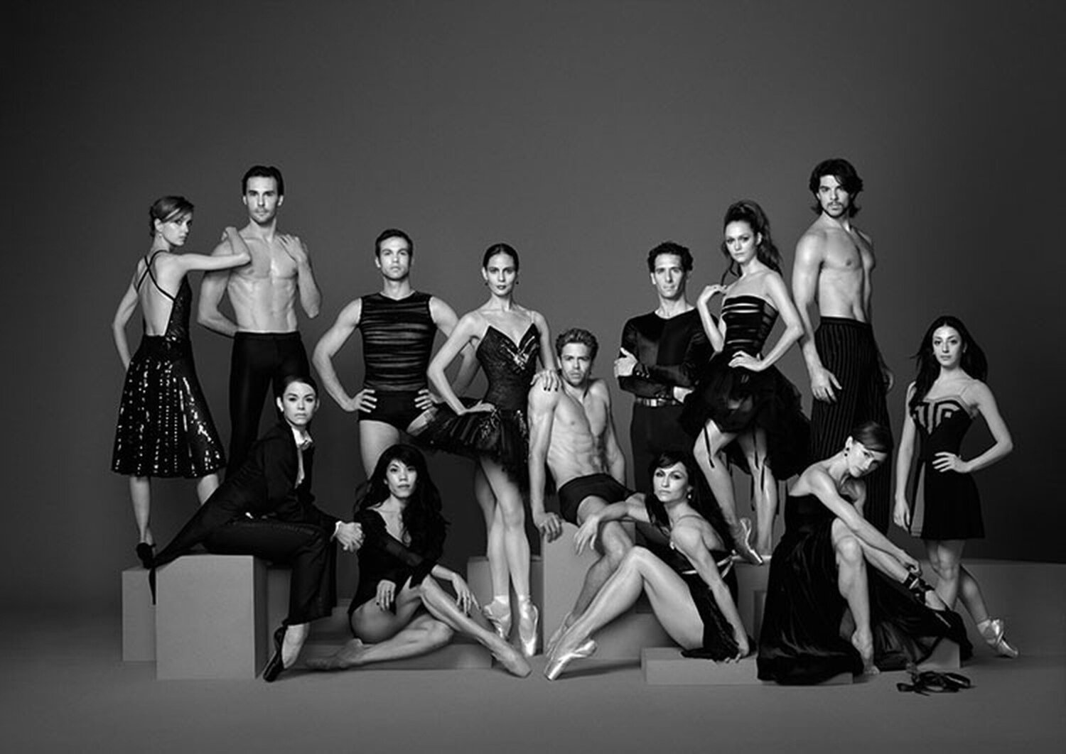 Het Nationale Ballet - Group Portrait Erwin Olaf Fotografie zu verkaufen