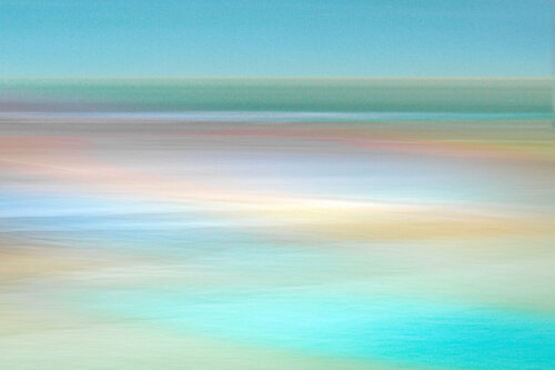 A Distant Memory by Lynne Douglas, 사진 for Sale on Singulart