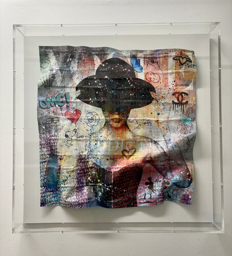 Vogue Addict Pink Canvas di N NATHAN, Pittura in vendita su Singulart
