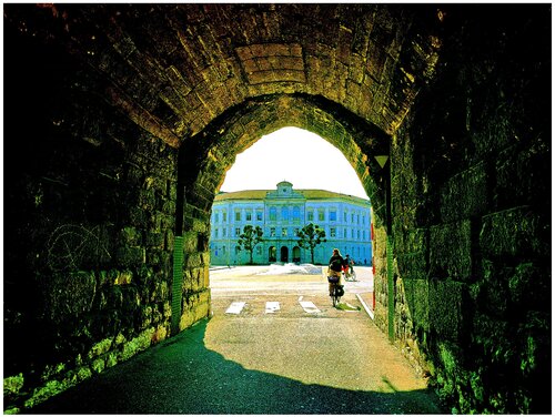 "Light of tunnel" von Nano 7 Swiss, Fotografie kaufen auf Singulart