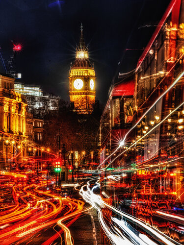 London Traffic van Ares Yannakopoulos, Fotografie te koop op Singulart