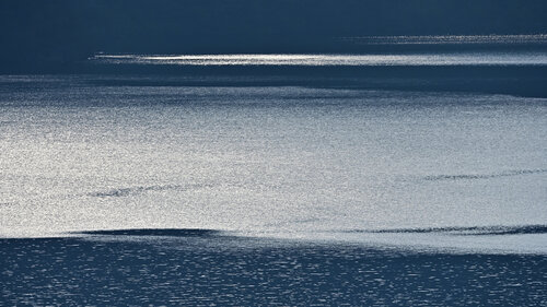 Lake Ashinoko Abstraction 9 di Anatoliy Anshin, Fotografia in vendita su Singulart