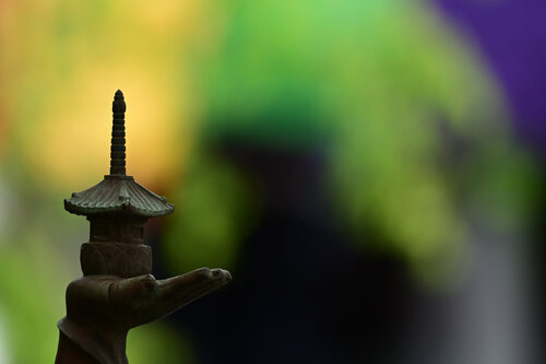 Guarding the Way di Anatoliy Anshin, Fotografia in vendita su Singulart