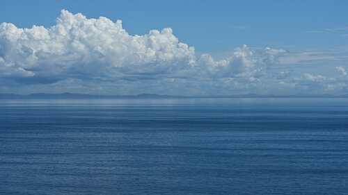 Sagami Bay Waterscape de Anatoliy Anshin, Fotografía a la venta en Singulart