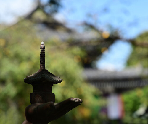 Guarding the Way 2 di Anatoliy Anshin, Fotografia in vendita su Singulart