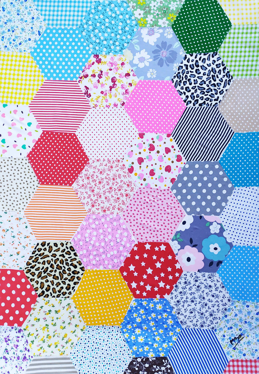 HEXAGON PATCHWORK COLLAGE Montse Barberà Pujol
