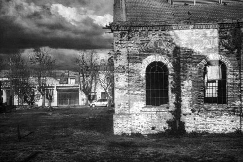 En viaje a Mar del Plata di Silvina Batista, Fotografia in vendita su Singulart