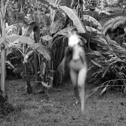 "Coneja de la suerte" ( 30x30 CM) di Silvina Batista, Fotografia in vendita su Singulart