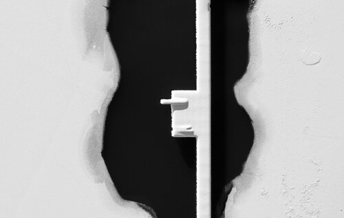 the door handle par stefano Lunardi, Photographie en vente sur Singulart