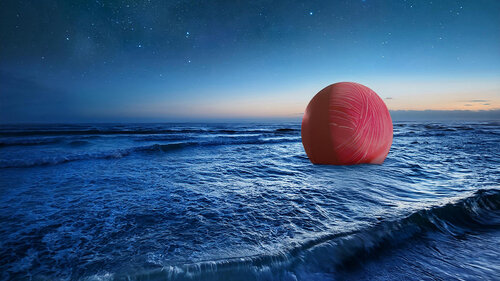 Red Sphere in the Ocean von Jochen Cerny, Fotografie kaufen auf Singulart