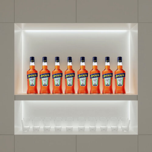 La Dolce Spritza by Jochen Cerny, 사진 for Sale on Singulart