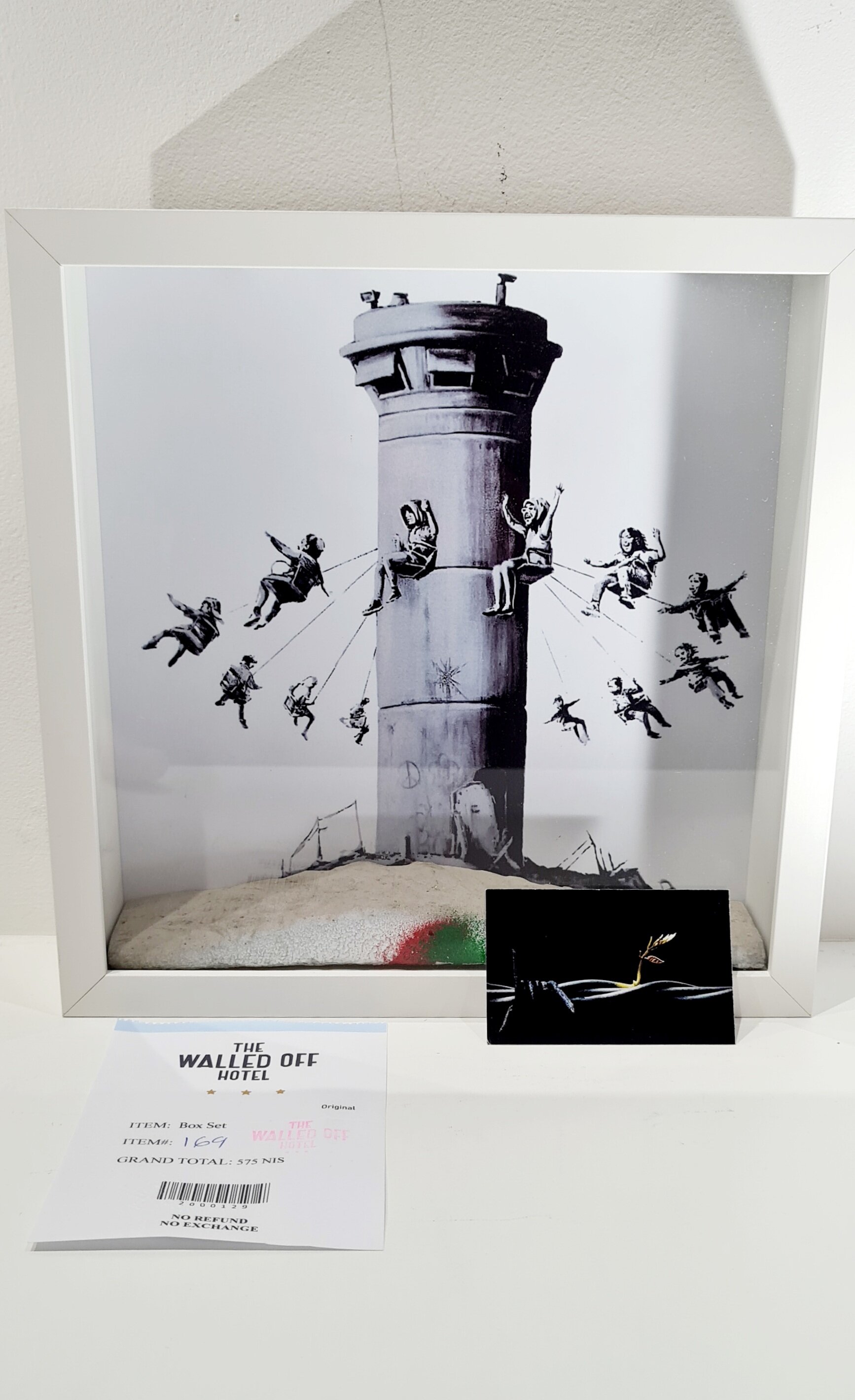 Walled Off Box Set by Banksy (2017) : Other Media Graffiti