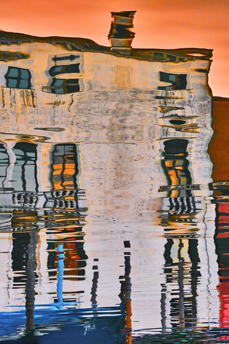 PAINTINGS ON WATER (3_DSC02870) van Eugenio Tocchet, Fotografie te koop op Singulart