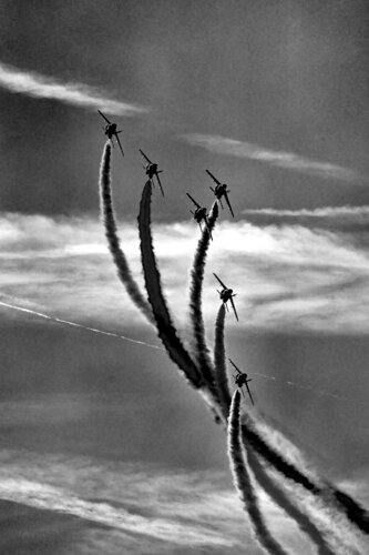 VOLO ACROBATICO - DSC07983 by Eugenio Tocchet, 사진 for Sale on Singulart