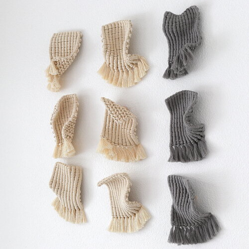 Whimsical Waves de Bharti Trivedi, Téxtil a la venta en Singulart
