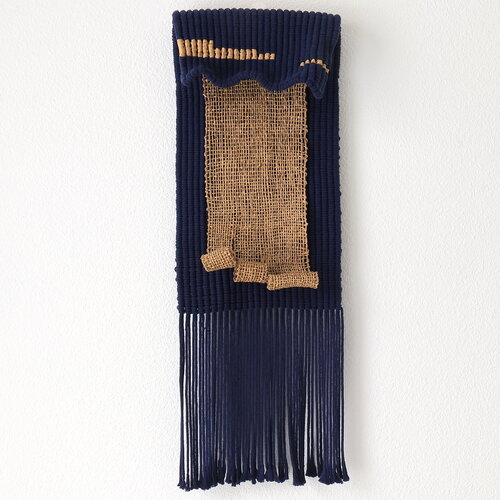 Sand by the Sea - I von Bharti Trivedi, Textil kaufen auf Singulart