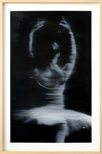 Ballerina No. 2, Series XV van Mario Henrique, Werk op papier te koop op Singulart