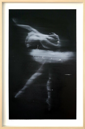 Ballerina No. 8, Series XV van Mario Henrique, Werk op papier te koop op Singulart